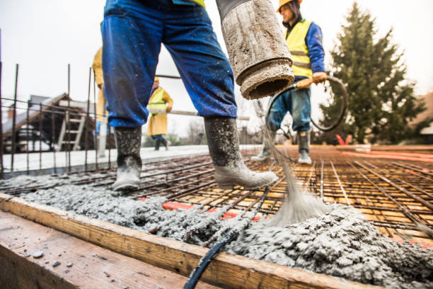 Best Concrete Patio Contractor  in Salt Creek Commons, IN